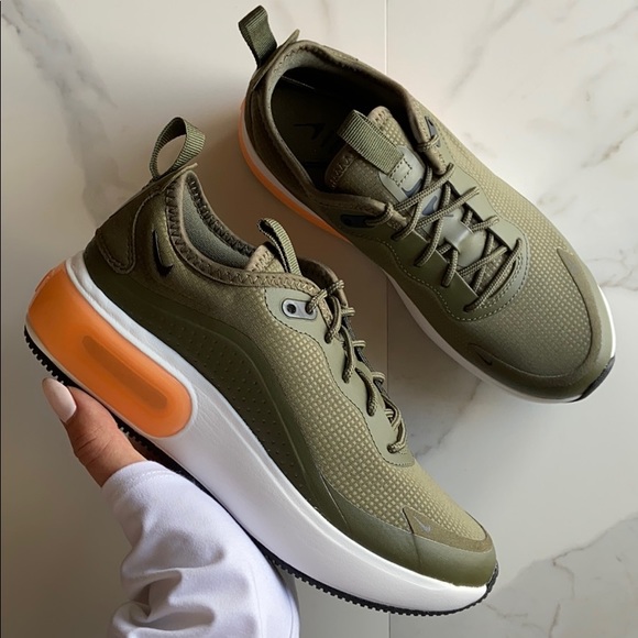 NWT Nike air max DIA - Picture 2 of 8